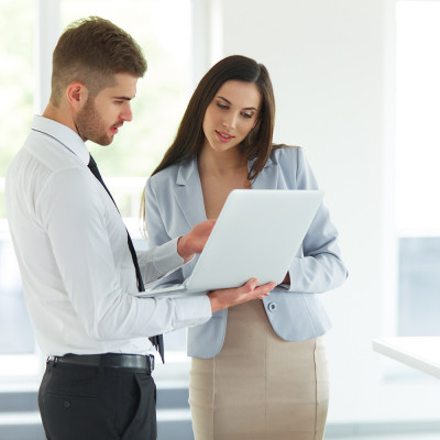 Descriere program de garantare PR Centru